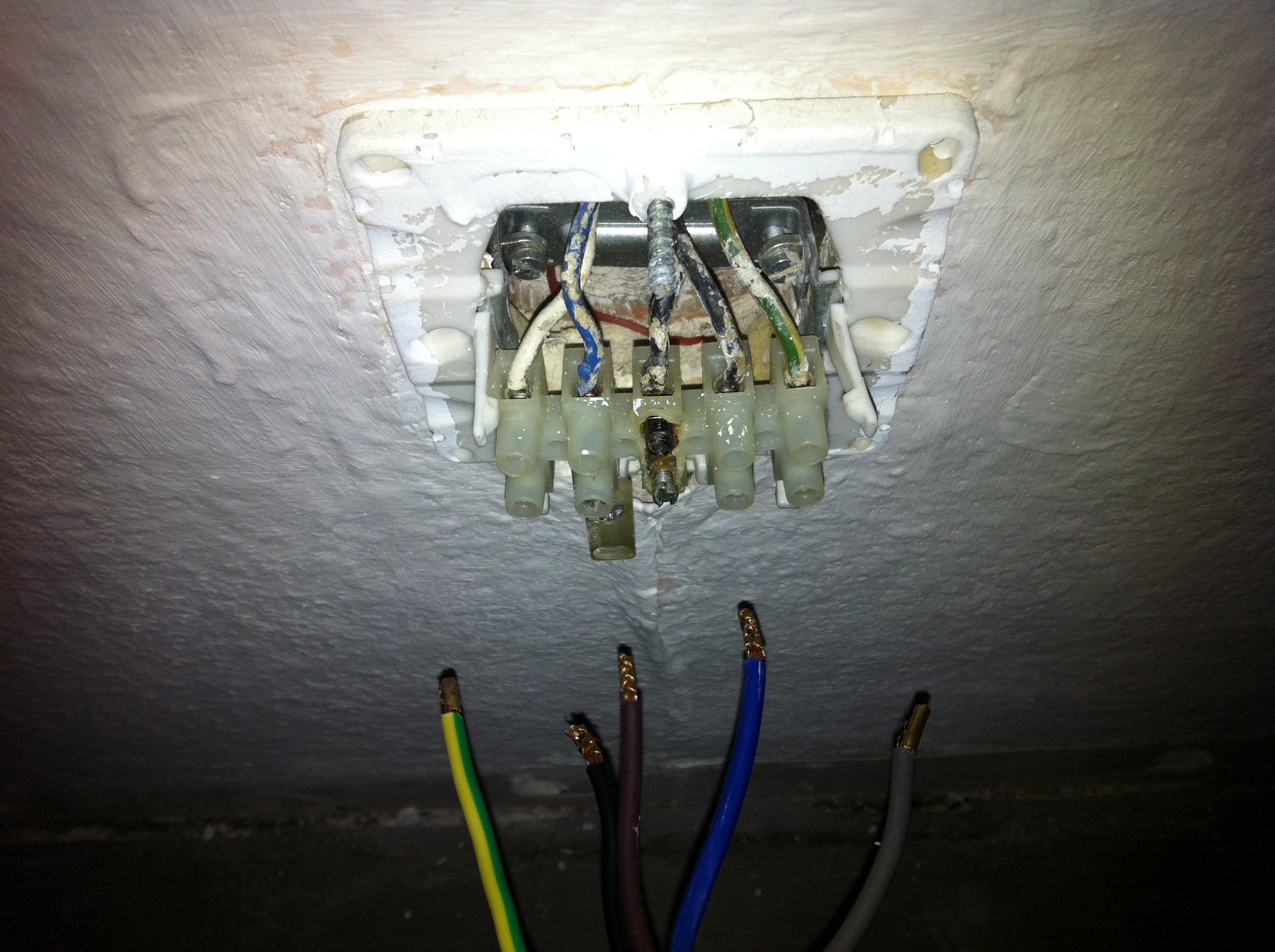 Elektroherd anschließen, die Reihefolge? (Strom, Eherd)