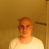 Eltern Verbieten Glatze Mit 20 Drohen Mit Rausschmiss Frisur Stress Kopf