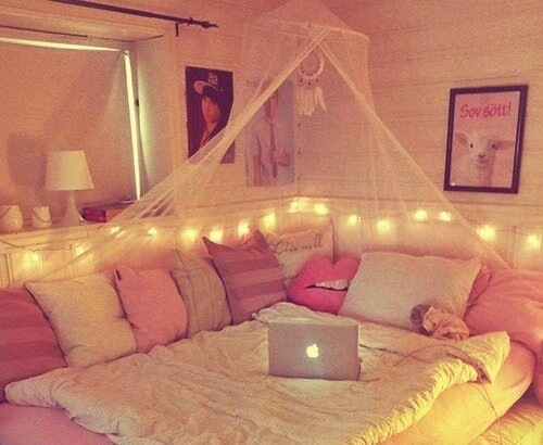 Schlafzimmer Ideen Frauen schlafzimmer in rosa kinderzimmer idee Schlafzimmer Ideen Frauen Schlafzimmer Ideen Frauen wandgestaltung ideen mit paletten alle frauen schlafzimmer ideen Schlafzimmer Ideen Frauen