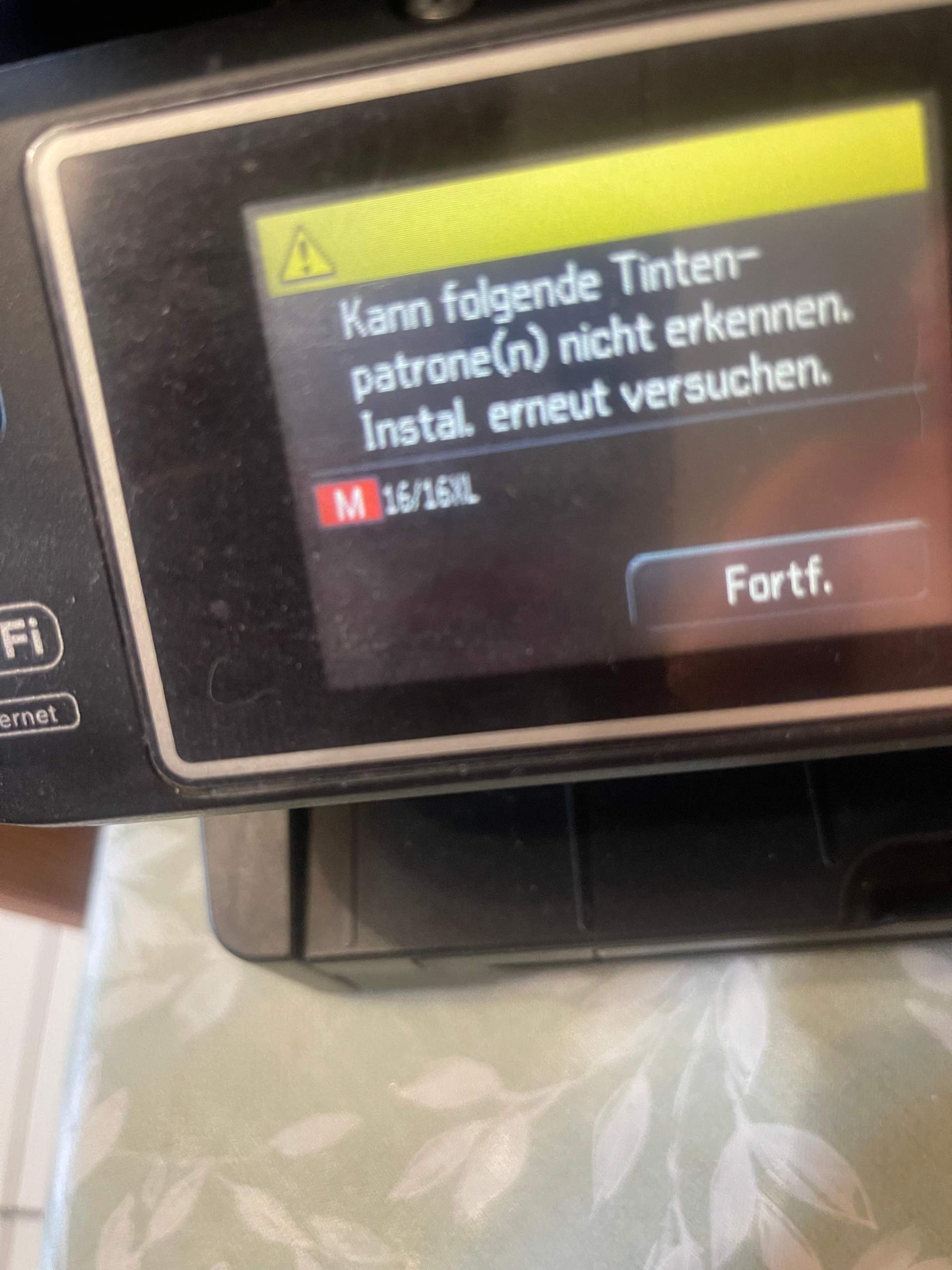 Epson Drucker Patronen Voll Aber Druckt Nicht Epson Drucker druckt nicht? (Computer, WLAN, Foto)