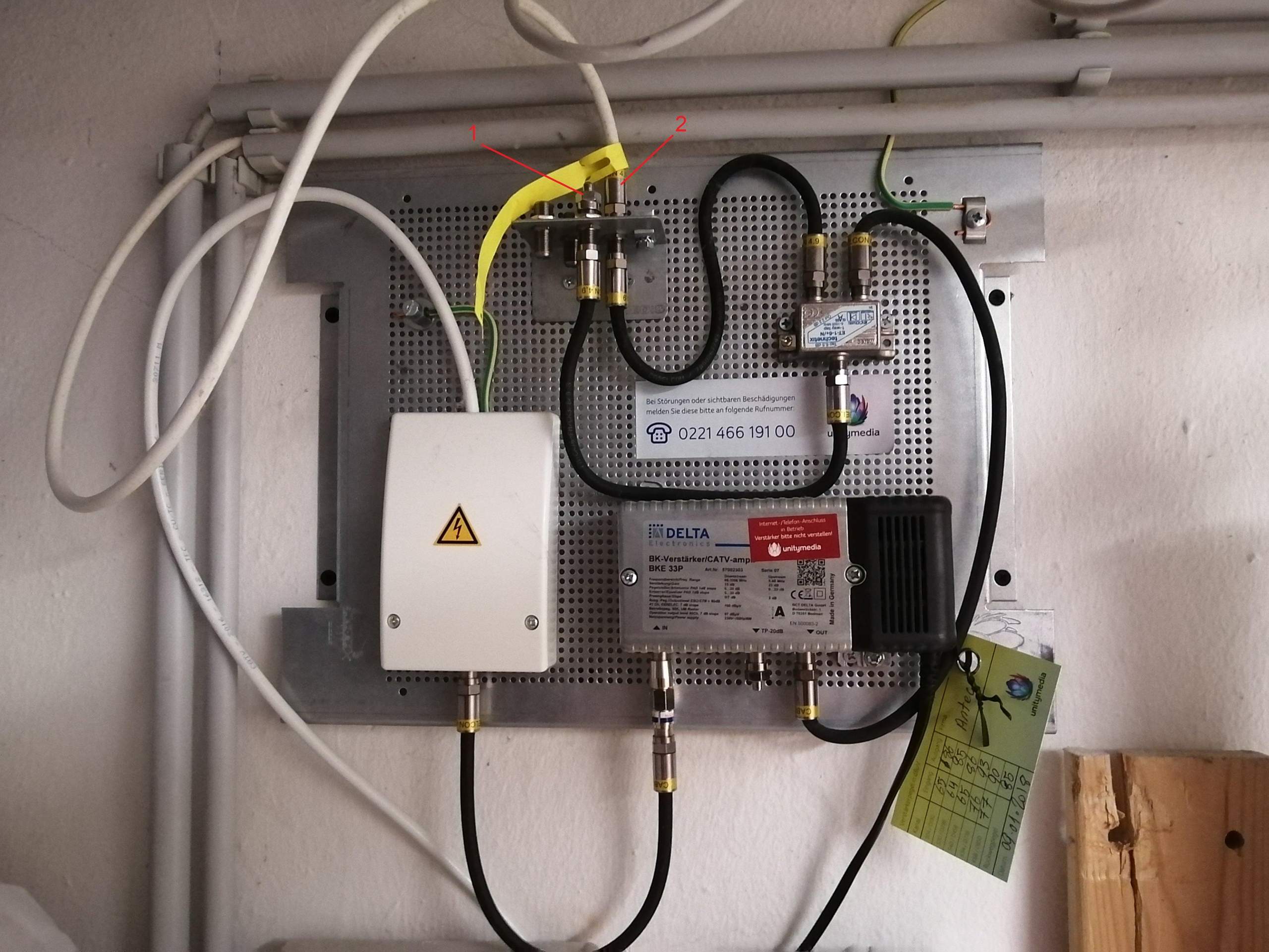 Erkennet man am Stromkasten ob Unitymedia Kabel geht? (Internet, WLAN ...