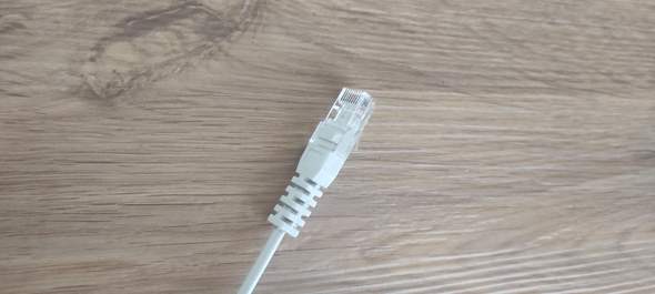 Ersatz für dieses Teil was das DSL Kabel mit der Box an der Wand verbindet?