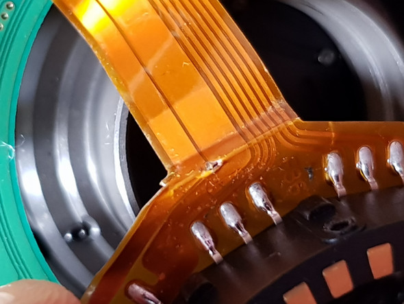 - (Computer, Technik, Technologie)