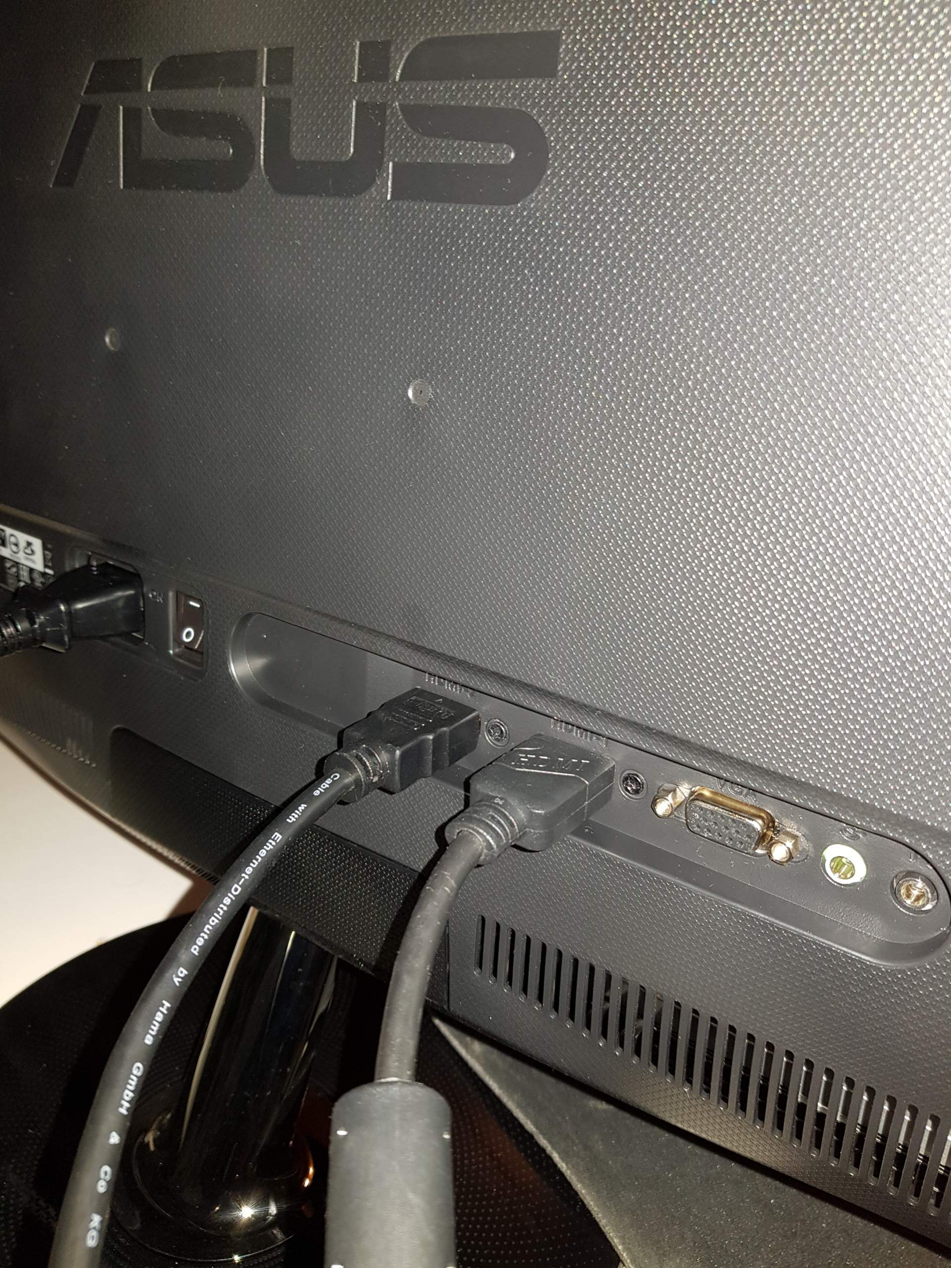 Erster Pc, Monitor ,,kein Signal,, hab ich den PC richtig angeschlossen