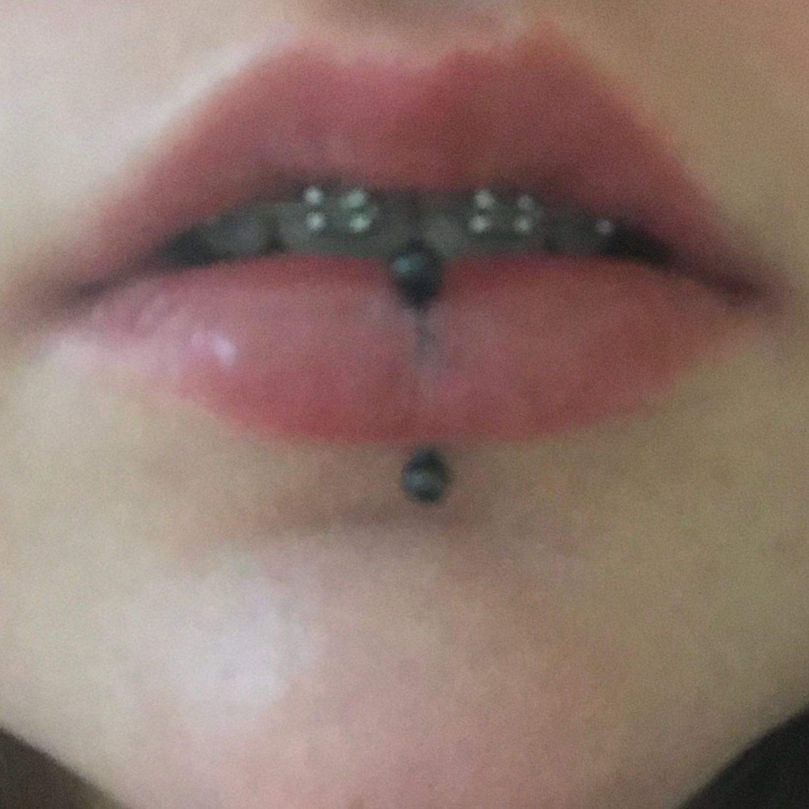 eskimo piercing schief oder angeschwollen gesundheit und medizin gesundheit korper