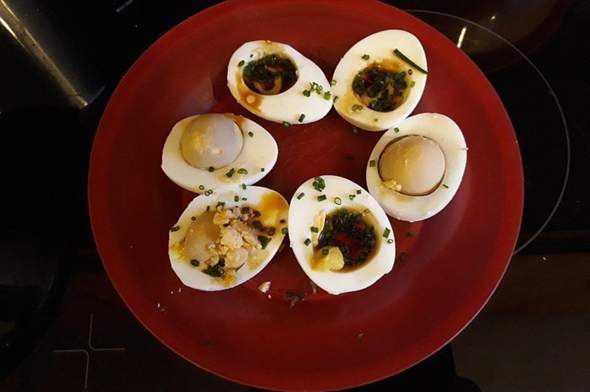 Esst ihr Eier mit Maggi? (Ernährung, Essen, Lebensmittel) Esst ihr Eier mit Maggi? (Ernährung, Essen, Lebensmittel)