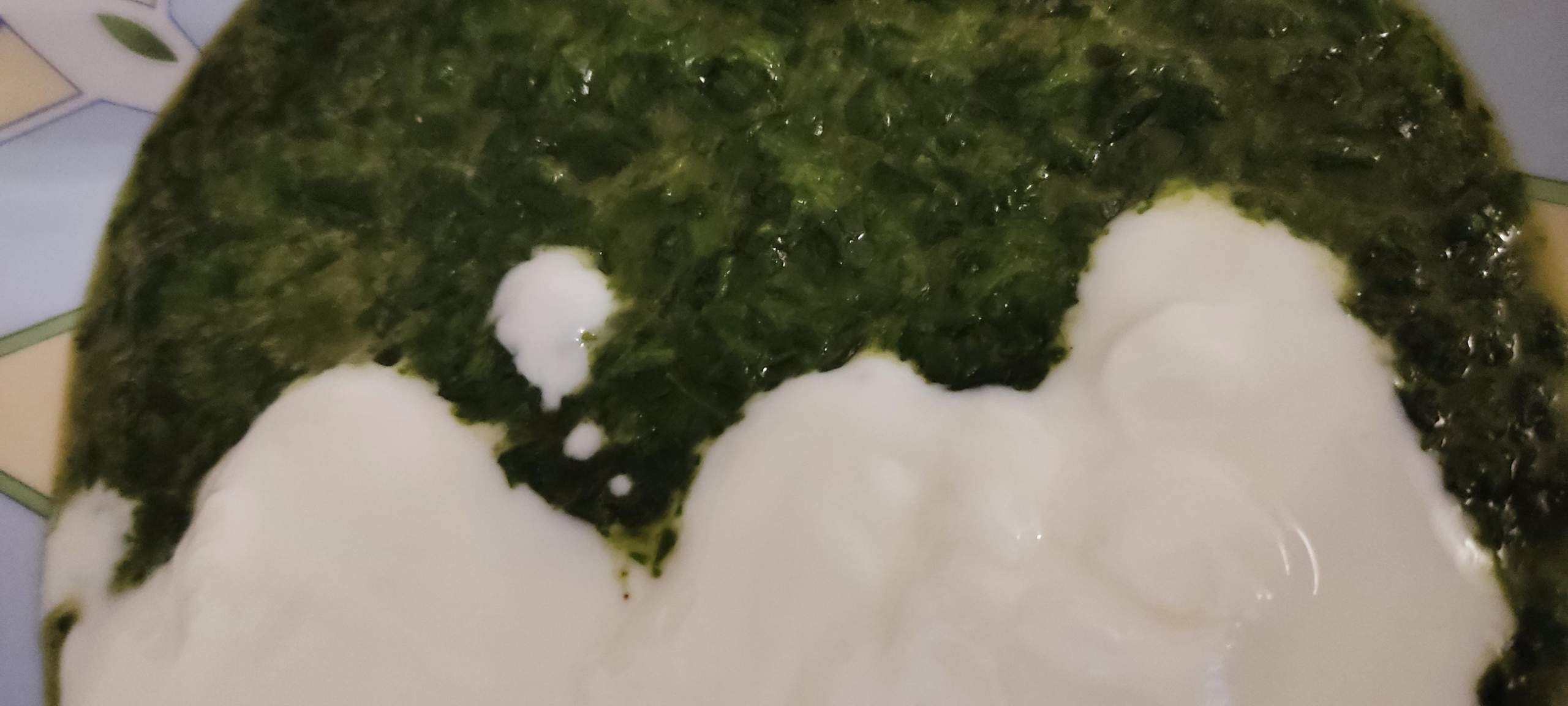 Esst ihr Spinat mit Joghurt? (Umfrage, Abstimmung, Meinung) Esst ihr Spinat mit Joghurt? (Umfrage, Abstimmung, Meinung)