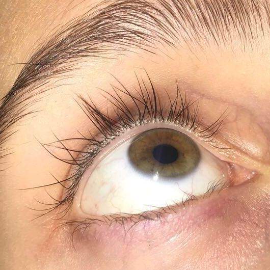 Extremer Wimpernausfall woran kann es liegen? (Gesundheit und Medizin, Beauty, Schminke)