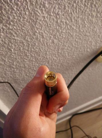 F-Stecker am Smart TV anschließen? (Fernsehen, Kabel, Anschluss)