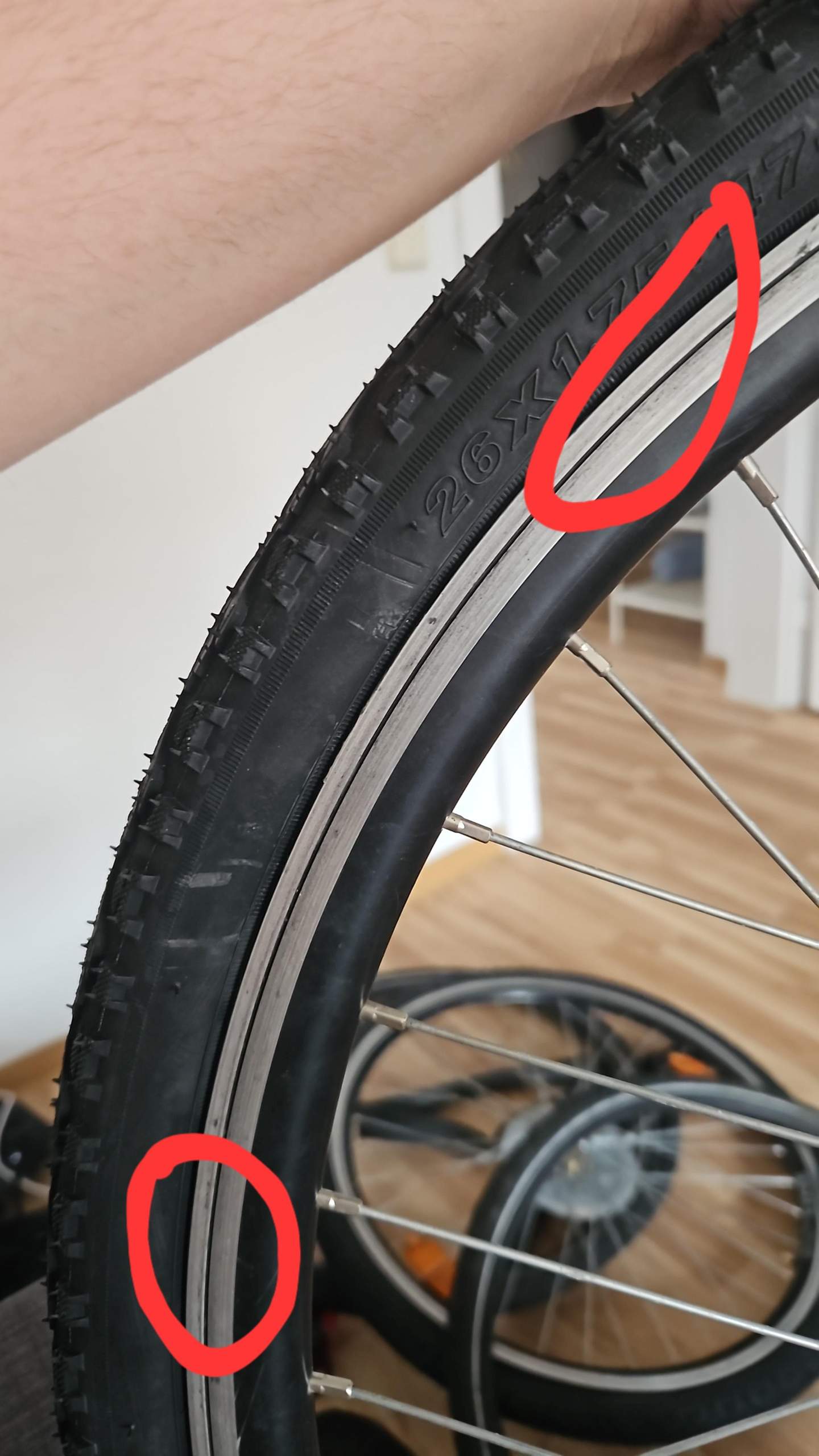 Fahrradreifen über der Felge? (Reparatur, Reifen, Felgen)