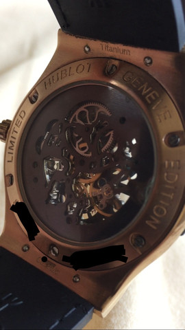Hinten - (Uhr, hublot)