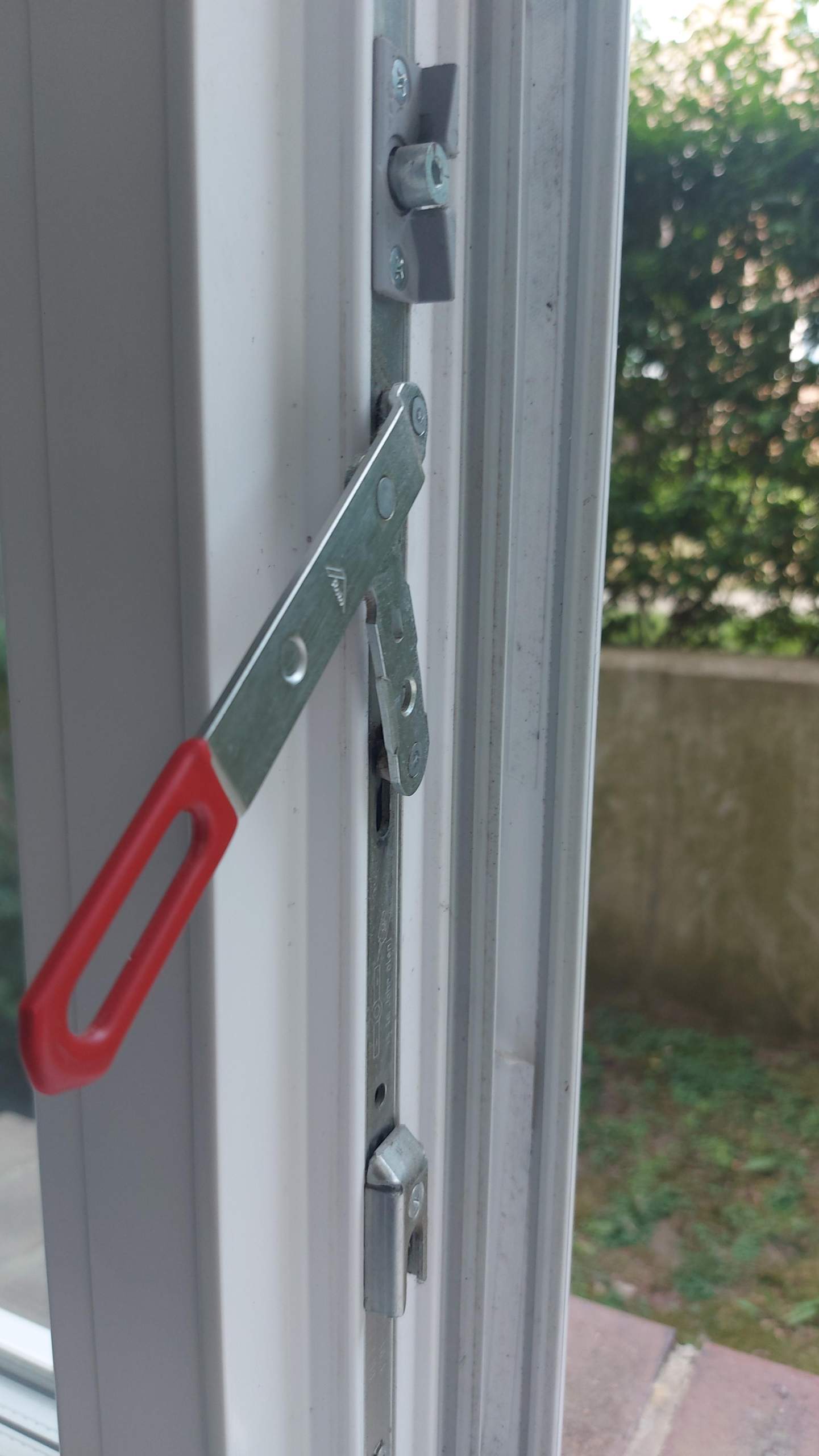 Fenster geht nicht mehr zu (rotes teil)? (schliessen)