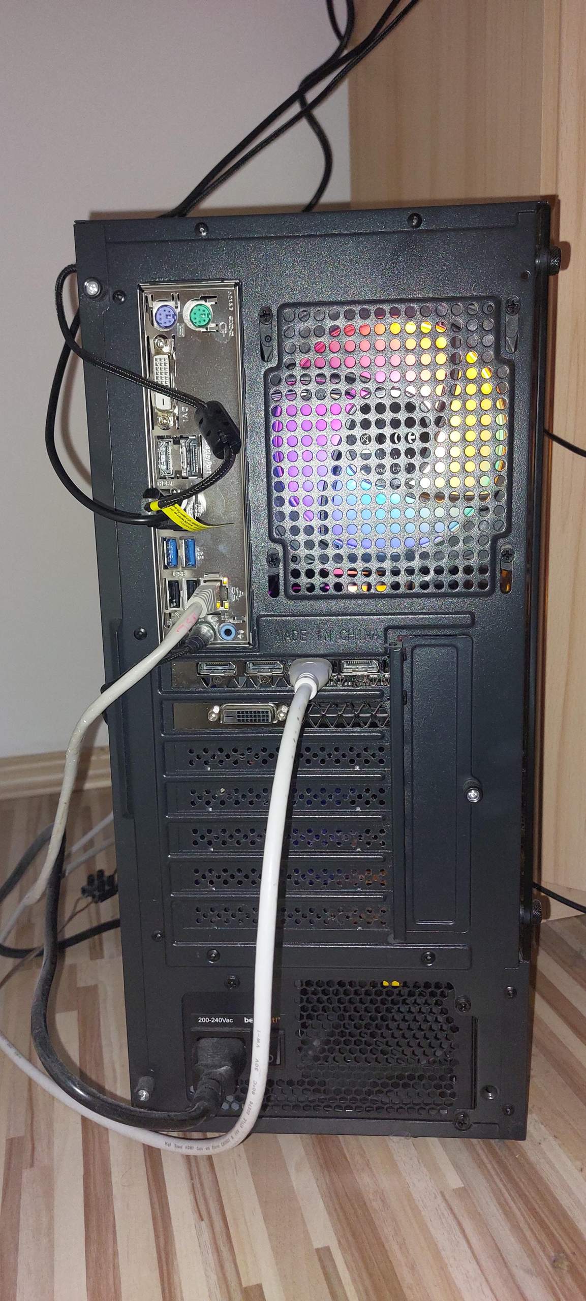 Monitor Und Fernseher Gleichzeitig Am Pc Anschließen Fernseher und Monitor zusammenschließen? (PC, Bildschirm)