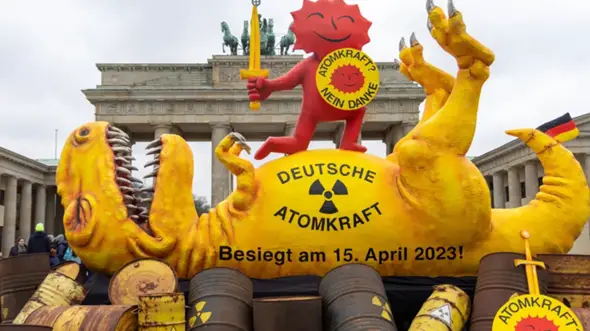 Findest du es gut das in Deutschland alke Atomkraftwerke abgeschaltet wurden?