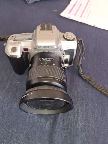 - (Smartphone, Video, Bilder)