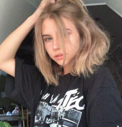 - (Mädchen, Mode, Umfrage)