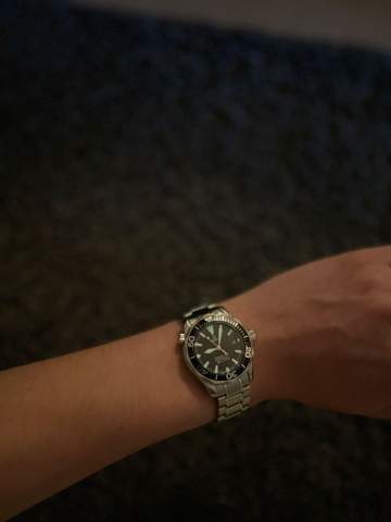 Findet ihr die Uhr ist zu klein für ein Mann?