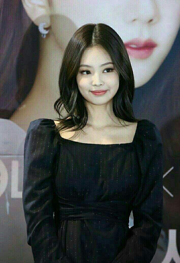 Findet ihr Jennie von Blackpink hübsch? (Pop, BTS, BIAS)