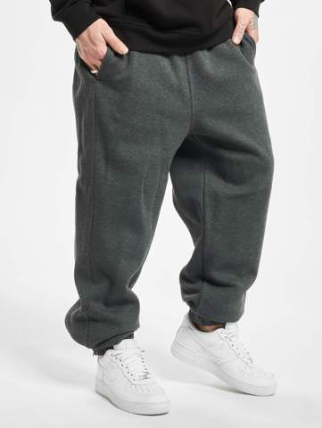Findet Ihr Jogginghosen Assi Mode Kleidung