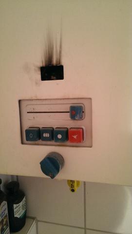 Flamme Der Gastherme Ist Aus Handwerk Gas Warmwasser