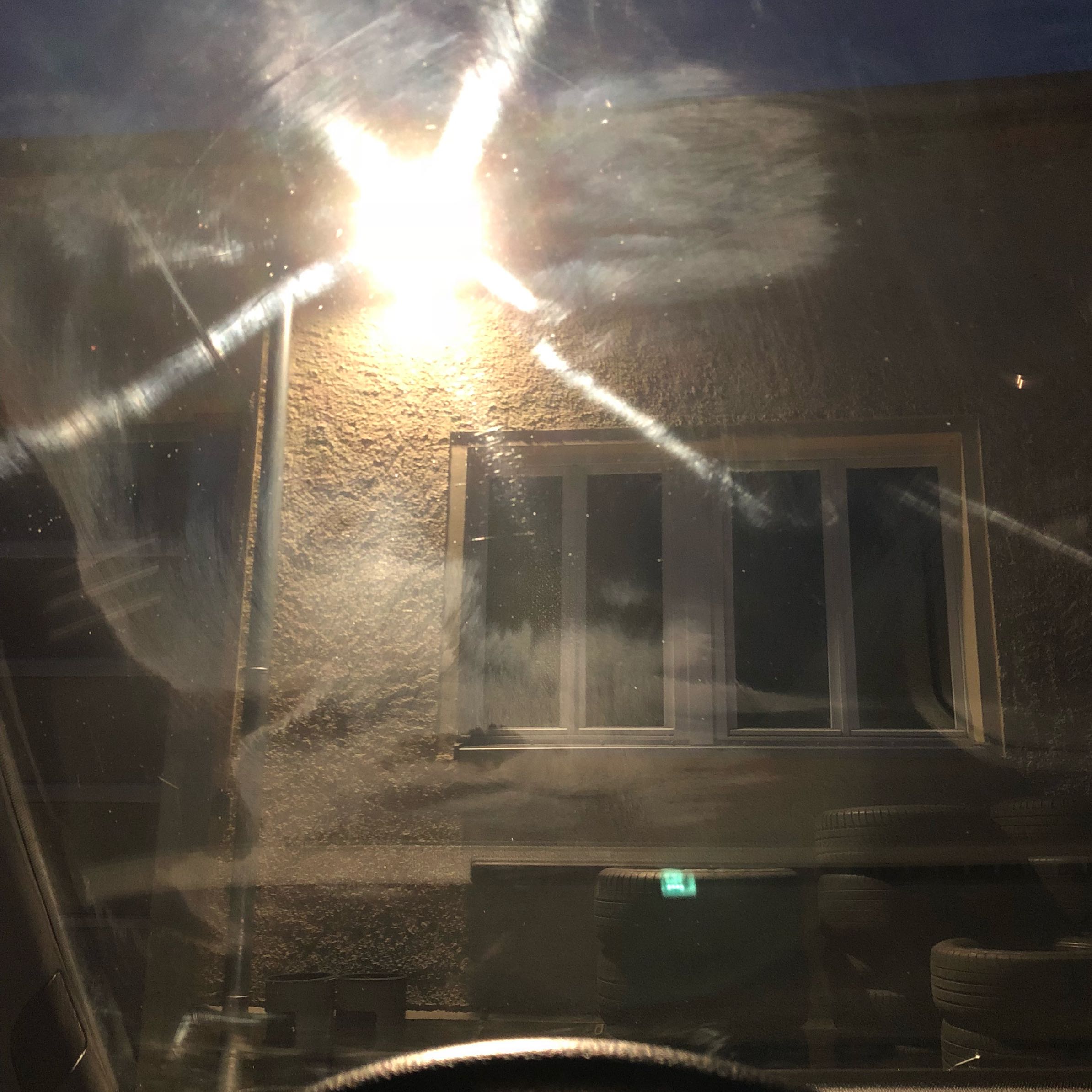 Flecken Auf Windschutzscheibe Entfernen Auto