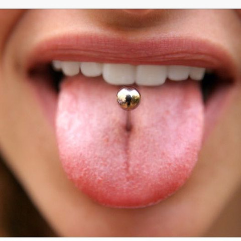 Frage An Alle Manner Wie Findet Ihr Zungenpiercings Bei Frauen Piercing Mund