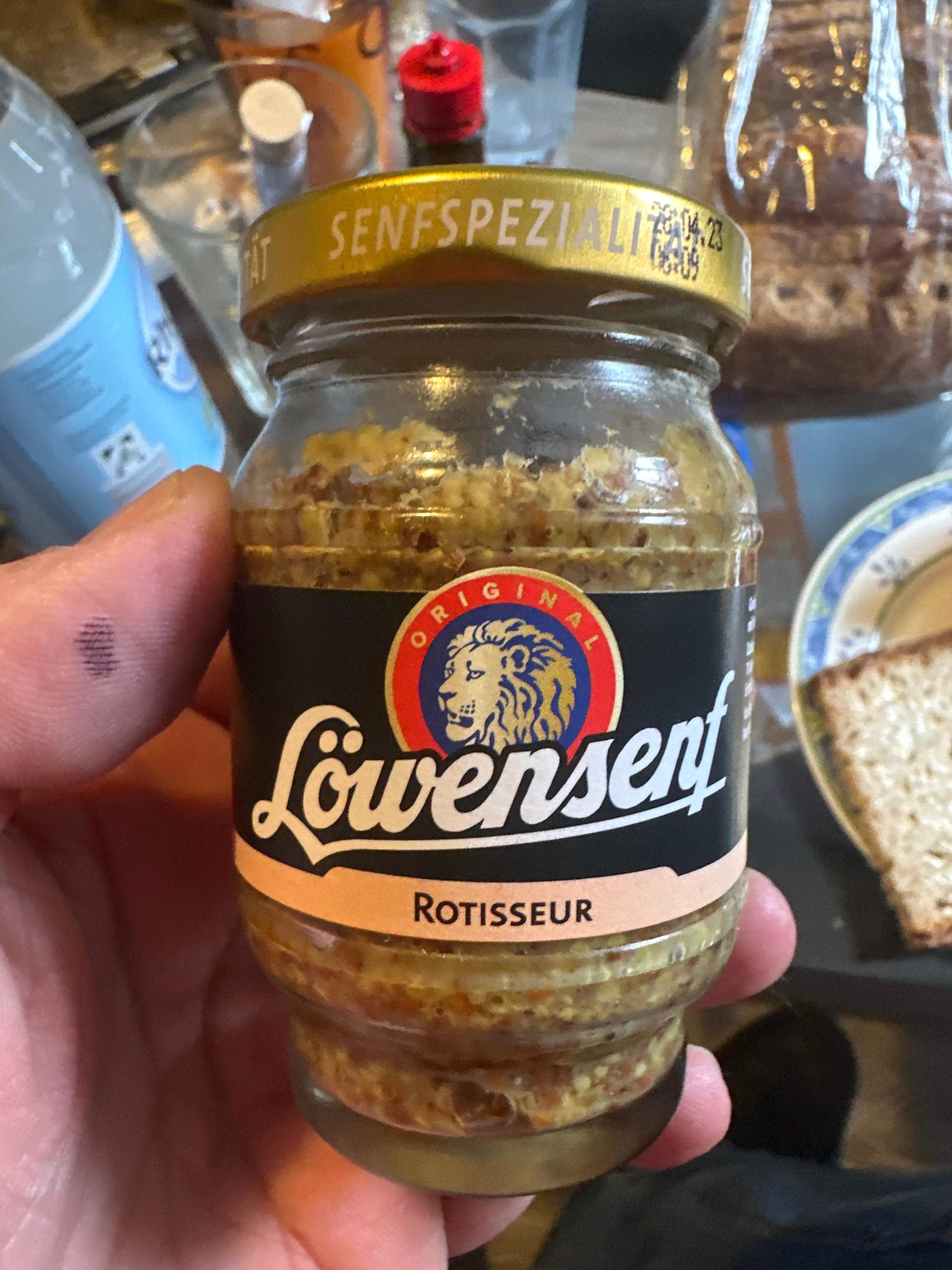Frage zu Senf? (Haltbarkeit, Kühlschrank, Mindesthaltbarkeitsdatum)
