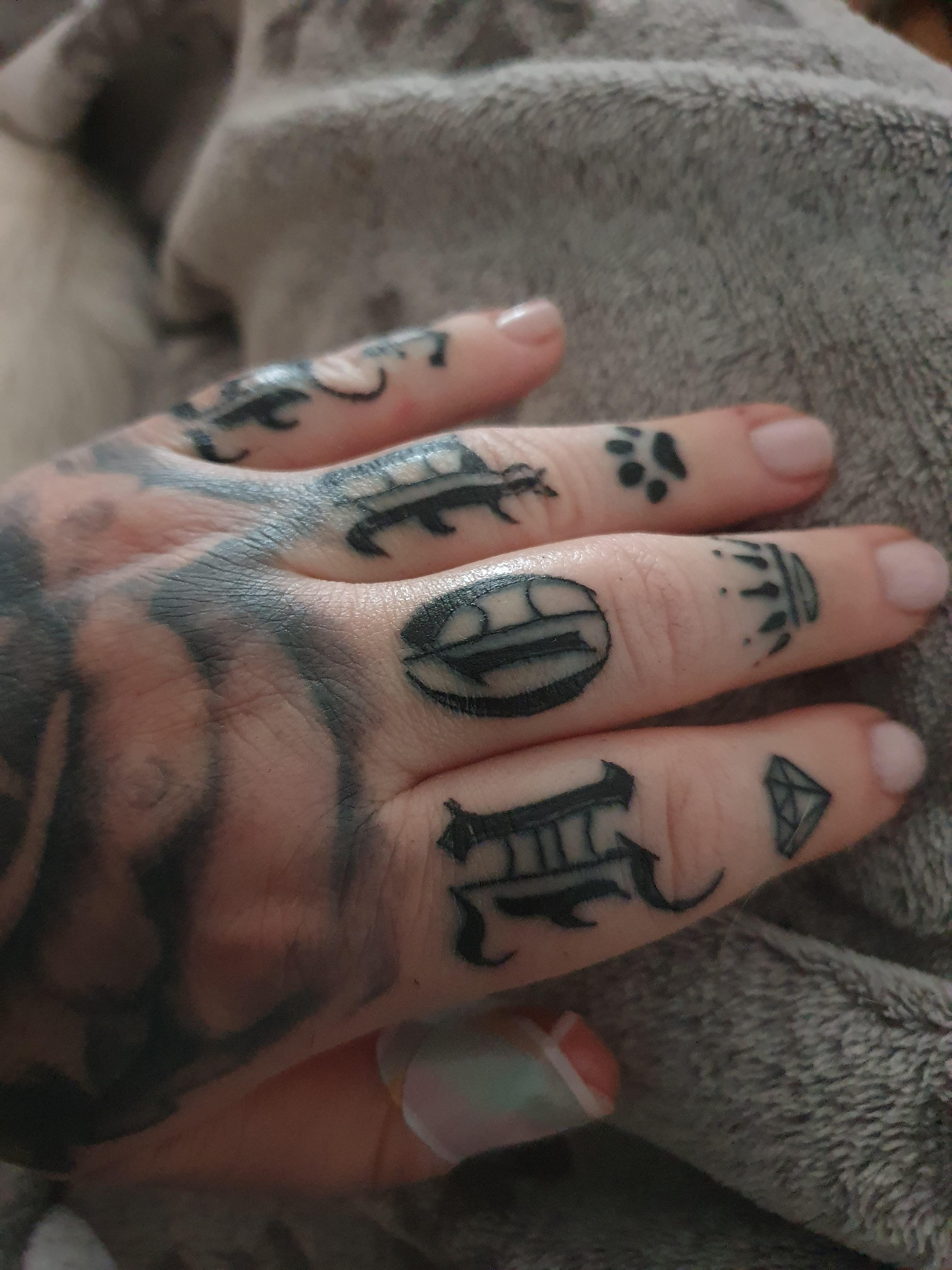 Frisches Tattoo pellt nicht? (Gesundheit und Medizin, Gesundheit, Haut)