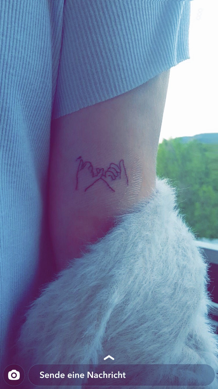 Frisches Tattoo Wie Ist Es Mit Duschen Etc Pflege