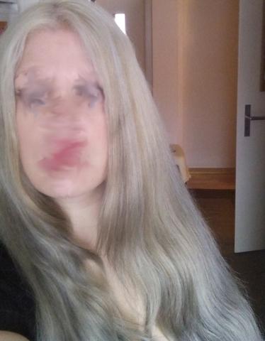 graue haare statt platinblond mit