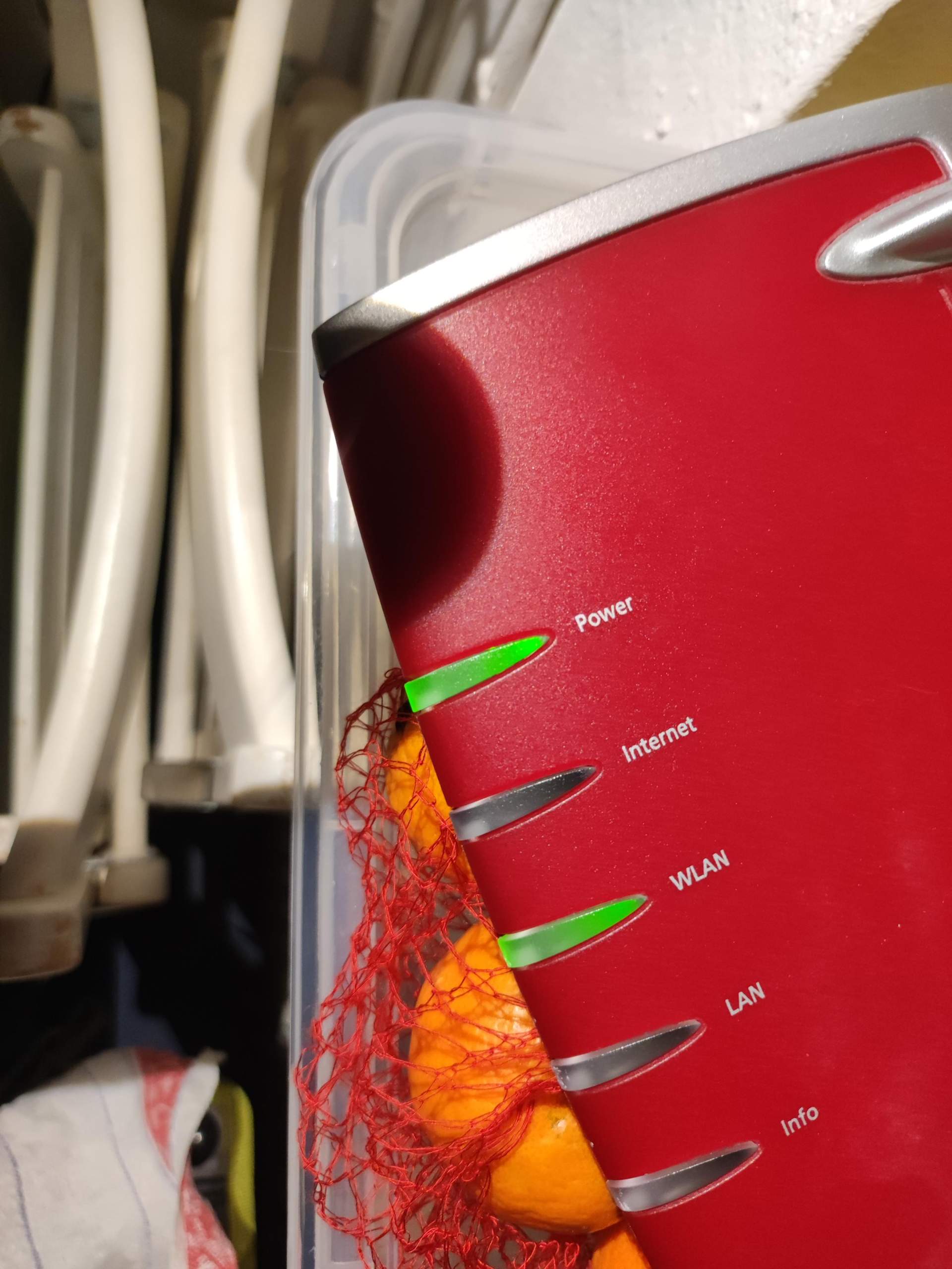 Fritz box *INTERNET* LED leuchtet nicht, wie kriegt man sie zum ...