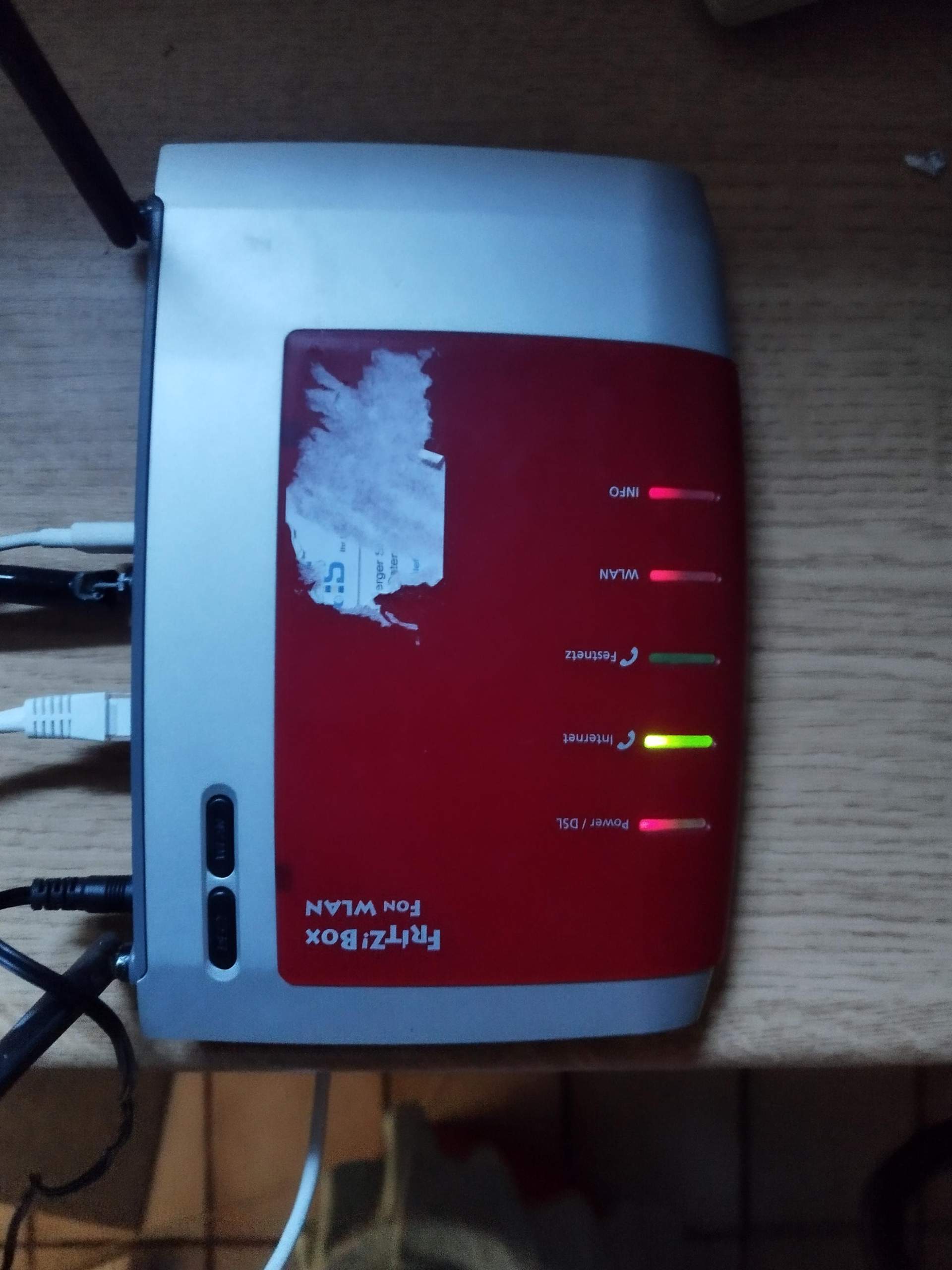 Fritz Box komplett kaputt? (Internet, WLAN, Netzwerk)