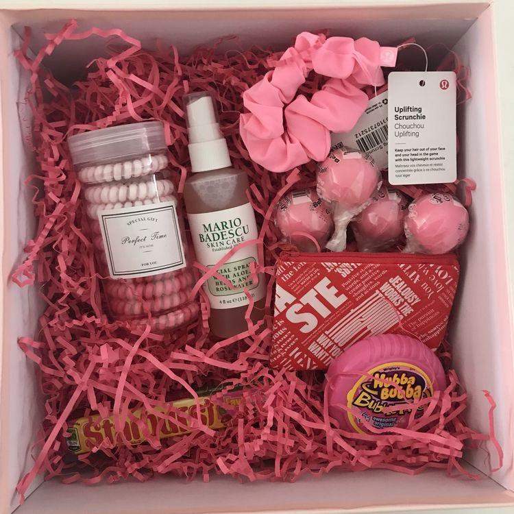 Jwtyu 500g Füllmaterial – Pfirsichrosa, Geschreddertes Papier Für Geschenkboxen, Biologisch Abbaubar, Schutz & Dekoration, Vielseitig Einsetzbar Für Bastelarbeiten, Blumen, Hochzeitsdeko Geschenkfüllung Hochzeit Ostern