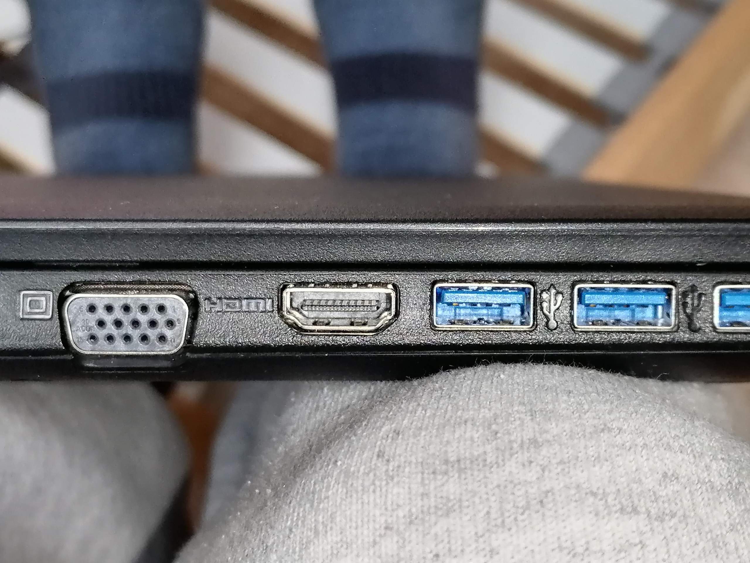fujitsu-mit-telefunken-smart-tv-verbinden-technik-technologie