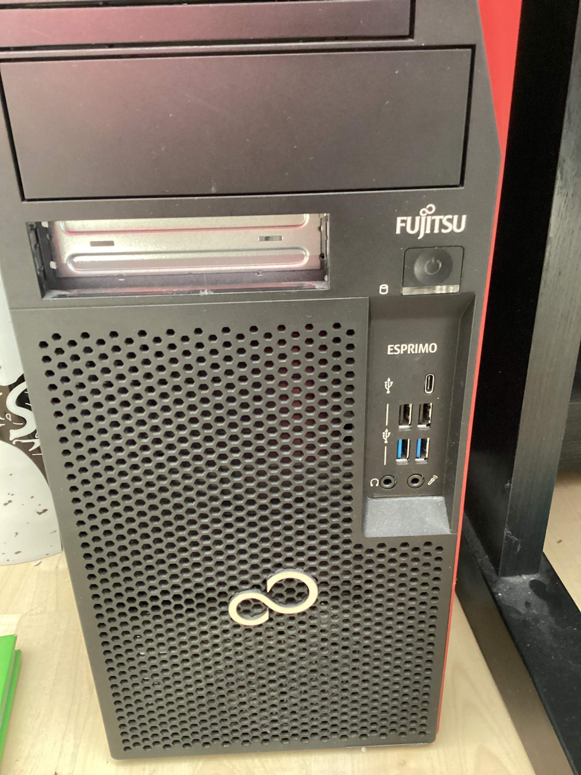 Fujitsu Compute Fujitsu PC herausfinden? (Computer, Technik, Hardware)