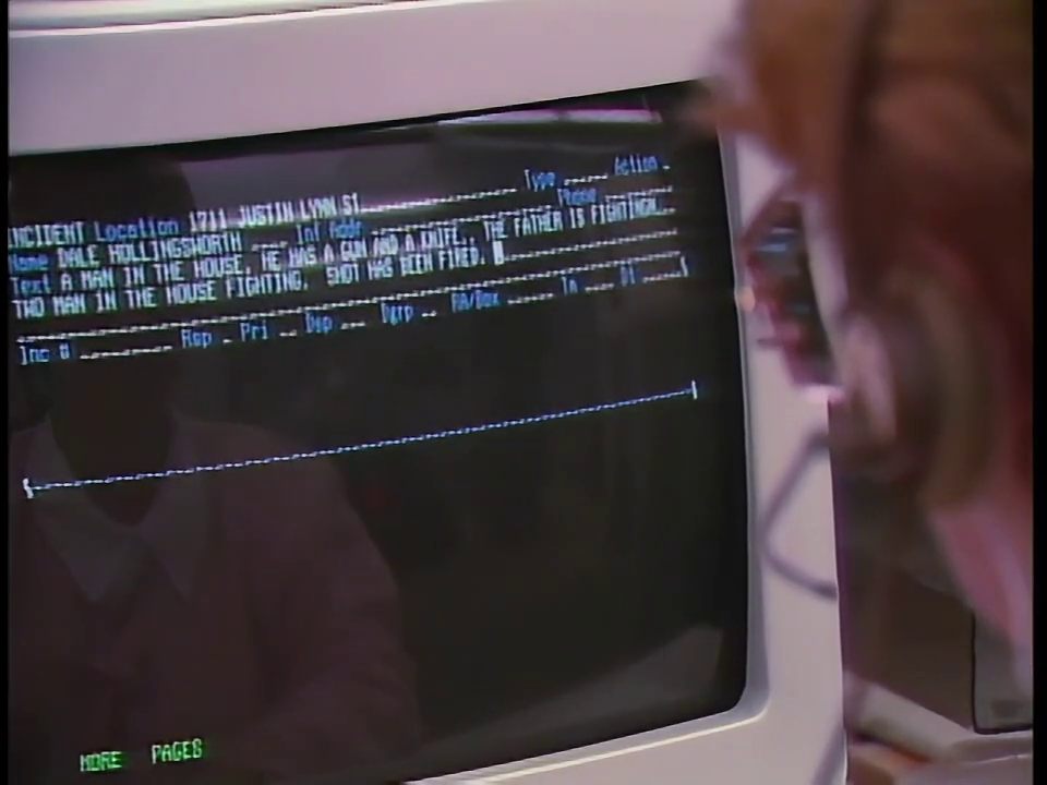 Gab es vor 40 Jahren wirklich Monitore, die nur weiße, grüne und blaue ...