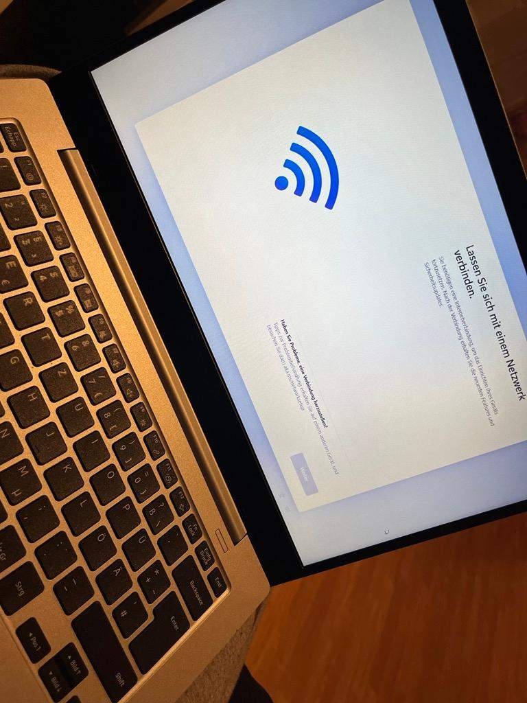 Galaxy Book Go LTE Zurückgesetzt und jetzt finde ich kein WLAN Netzwerk? Notebook