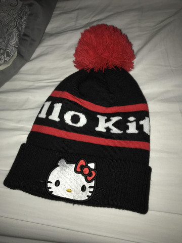 Gcds hello kitty beanie kaufen Mode Rap Fashion Gcds hello kitty beanie kaufen Mode Rap Fashion