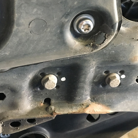 Gebrauchtwagenkauf Golf Vii Unterboden Schaden Zu Spat Entdeckt Recht Auto Und Motorrad Gebrauchtwagen