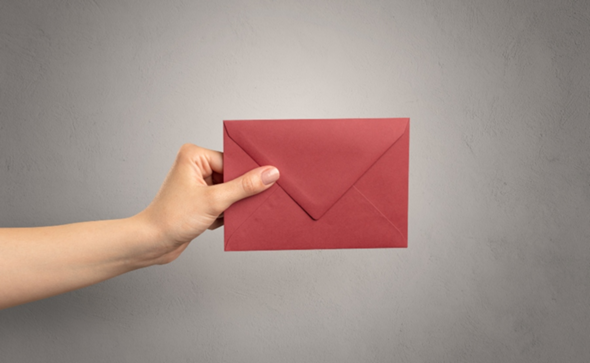 Gedankenspiel: Stell Dir vor, in diesem Brief steht etwas über Dich, das Dein ganzes Leben ändern wird, wenn Du ihn öffnest... was tust Du?