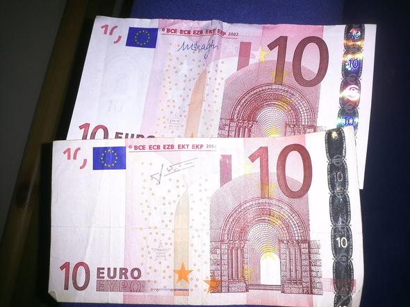 der komische Schein liegt oben - (Geld, Europa, Euro)