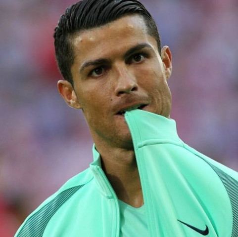 Cristiano Ronaldo Haare Stylen Cristiano Ronaldo Haare Stylen