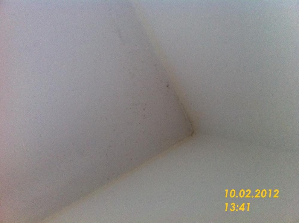 Gelb Grünliche Flecken an der Decke in Mietwohnung!Was ist das? (Wohnung, Mietrecht, Vermieter) Gelb Grünliche Flecken an der Decke in Mietwohnung!Was ist das? (Wohnung, Mietrecht, Vermieter)