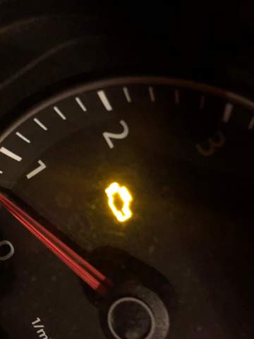 Gelbe Kontrollleuchte Scirocco Technik Technologie Auto