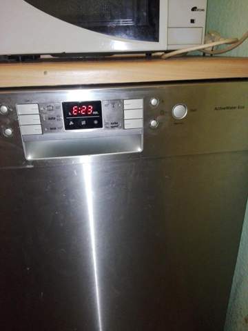 Geschirrspuler Pumpt Nicht Ab Zeigt Nach Pumpenradchen Kontrolle Immer Noch Den Fehler Technik Technologie Haushalt