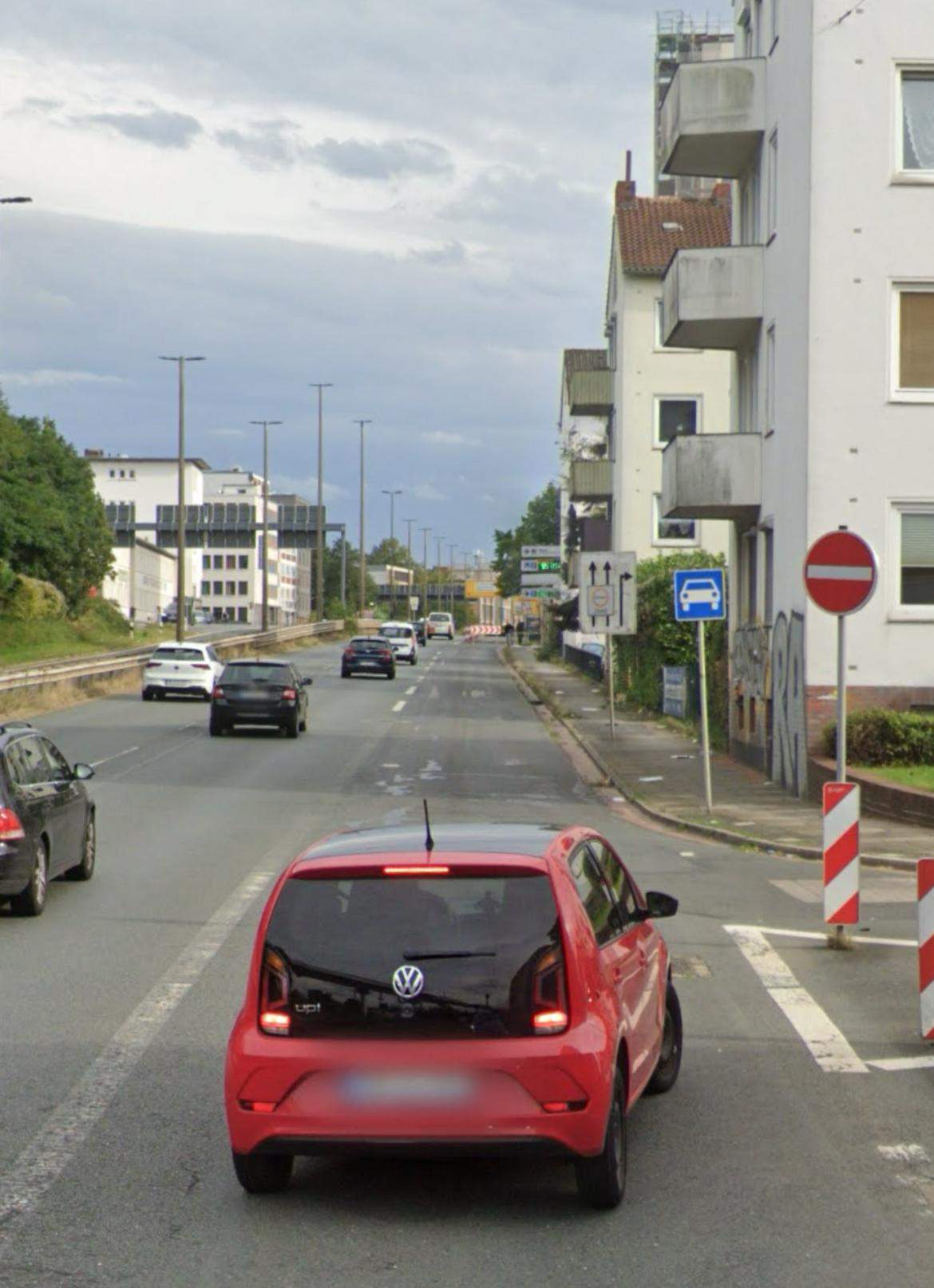 Wie Viel Darf Man Auf Einer Kraftfahrstrasse Fahren Geschwimdigkeit kraftfahrstraße? (Auto, Verkehr, Blitzer)