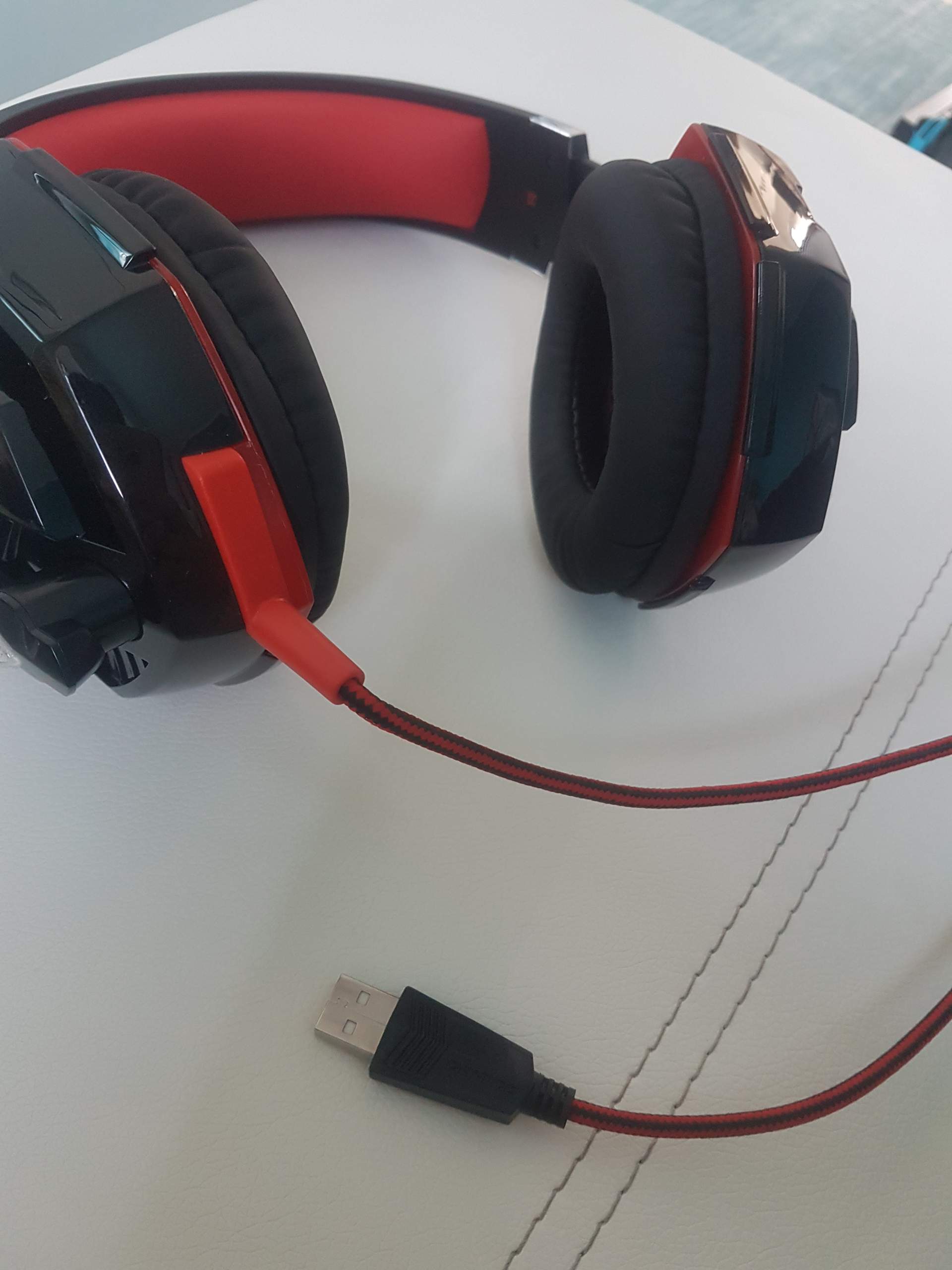 Gibt es adapter gaming headset USB in aux quinke?