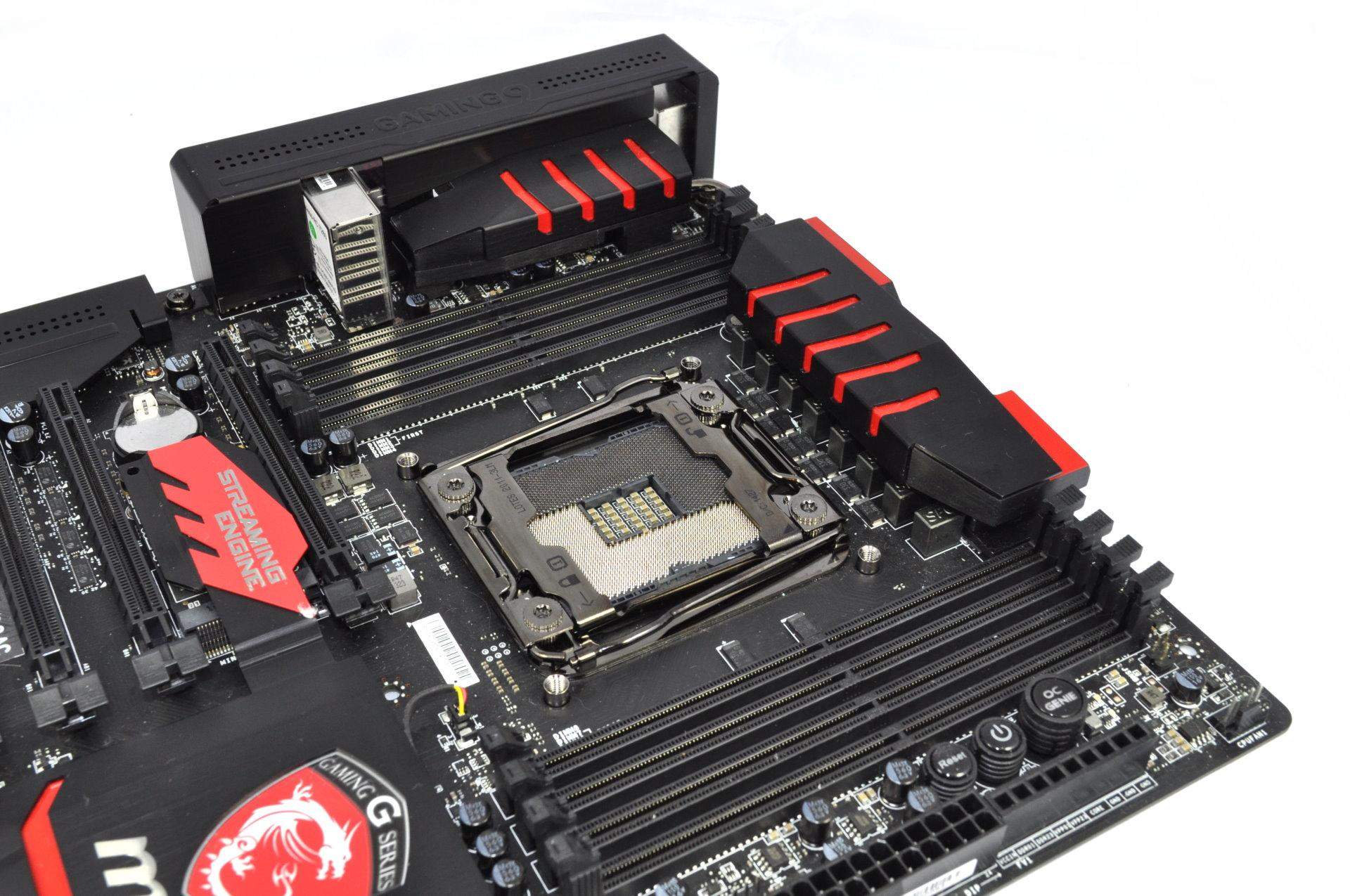 Gibt es bei AM4 8 Ram Slots? (Computer, Technik, PC)