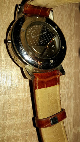 Rückseite der uhr - (Uhr, Armbanduhr, Echtheit)