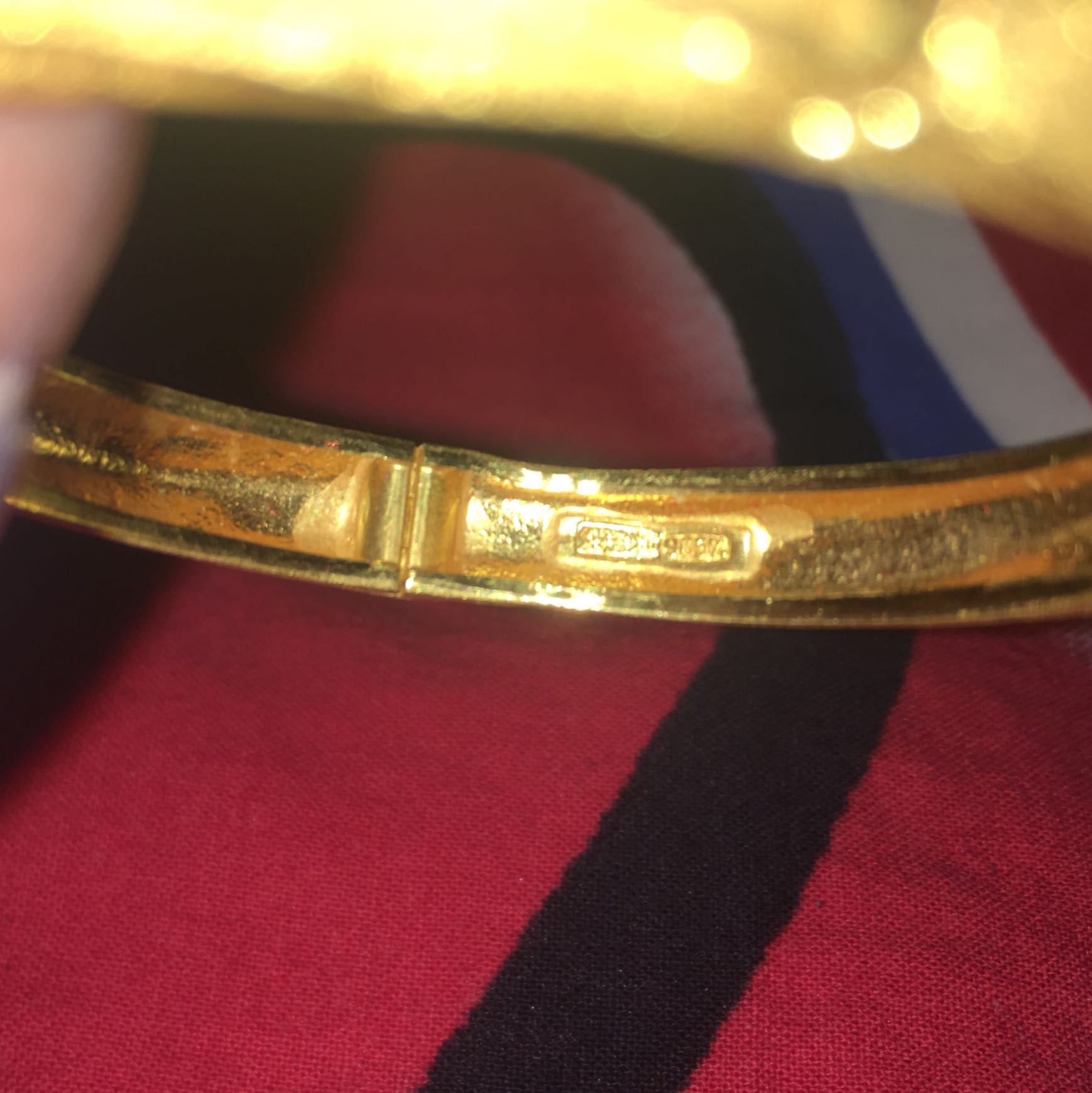 Gold Armband 965 Und Ein Prozentstempel Was Bedeutet Das Genau Und Wieviel Ware Das Wert Pro Gramm